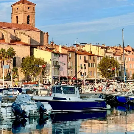 Lou Paradou Classe 3 Etoiles A 3mn A Pieds Parking Bylaconciergerie13 لا سيوتا